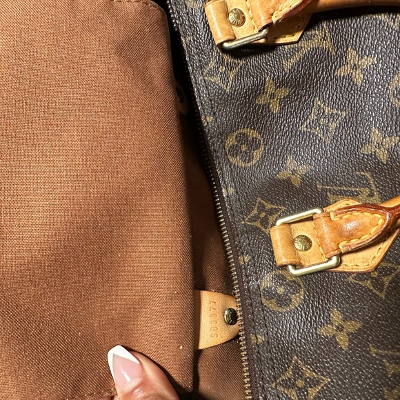 Authentic Louis Vuitton Speedy 30 - Picture 7 of 7